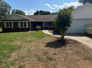 4115 Mountain View Rd, Oakwood, GA 30566