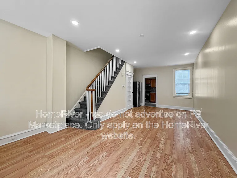 2917 Edgemont St — Photo 3