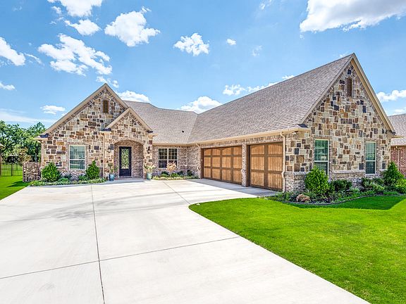 4th image of 5911 Pebble Beach Ct