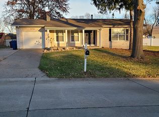 800 Millwood Dr, Saint Peters, MO 63376