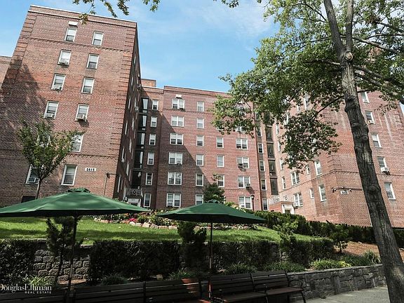 3rd image of 5600 Netherland Ave #5E