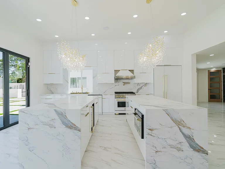 9010 Dempsey Ave — Photo 12