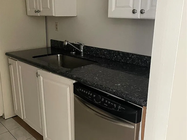 1068 N Benoist Farms Rd #205 — Photo 13