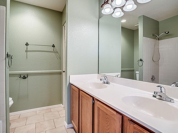 4th image of 4571 W Linda Ln