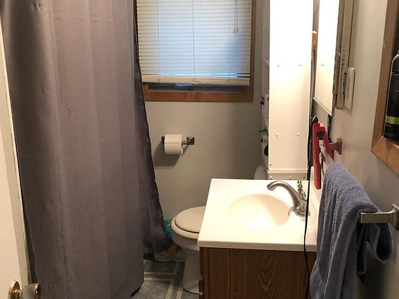 5th image of 1013 Buena Vista St