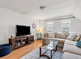 14 4th St #3, Medford, MA 02155