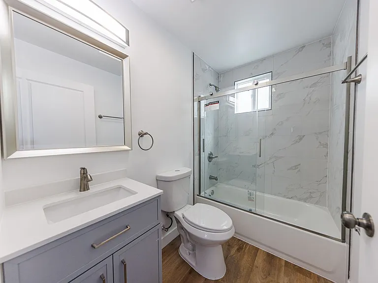 Huge 2, 3 & 4 Bed 2026 Townhomes — Photo 72