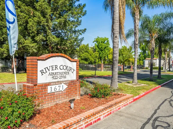 Rivercourt Apartments