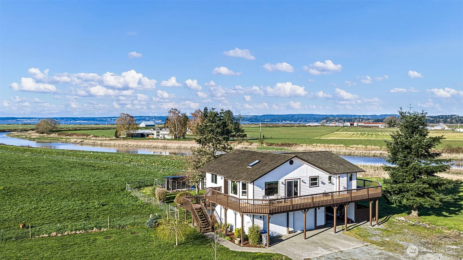 9405 Thomle Road photo 1