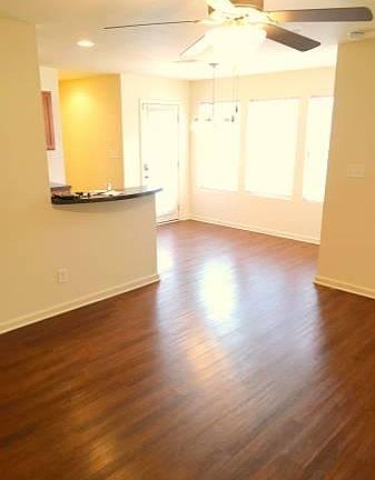 4th image of 274 McConnells Trce APT 103