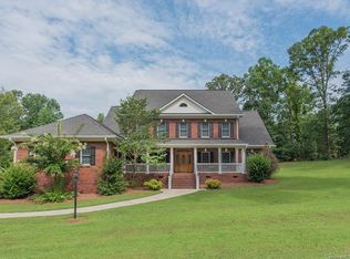 2323 One Iron Dr, York, SC 29745
