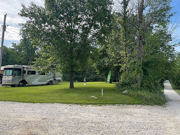 4th image of 26500 Lake Pittsfield Dr