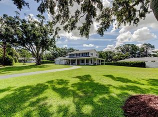 1971 Horse Shoe Bend Rd, Dunedin, FL 34698