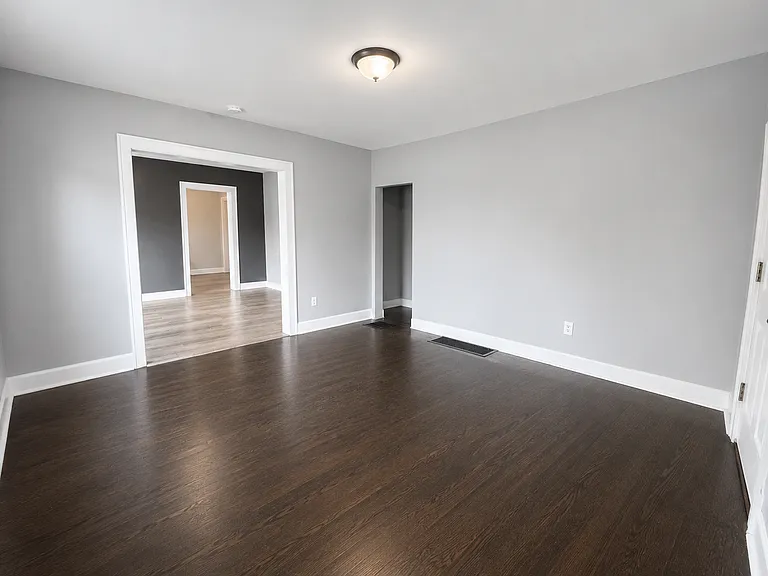 2065 Sale Rd — Photo 4
