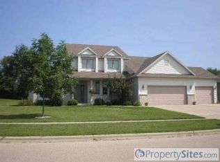 165 Dykstra Dr, Fall River, WI 53932