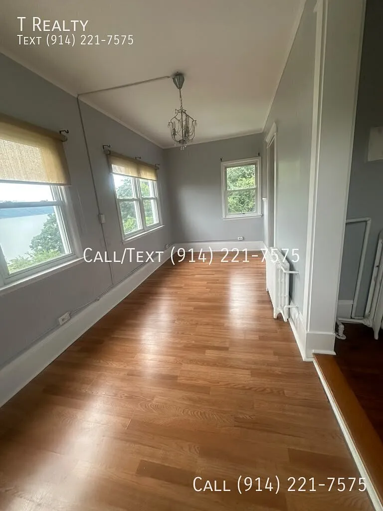 785 Warburton Ave — Photo 2