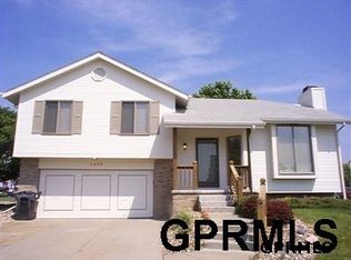 2406 Lewis And Clark Rd, Bellevue, NE 68123
