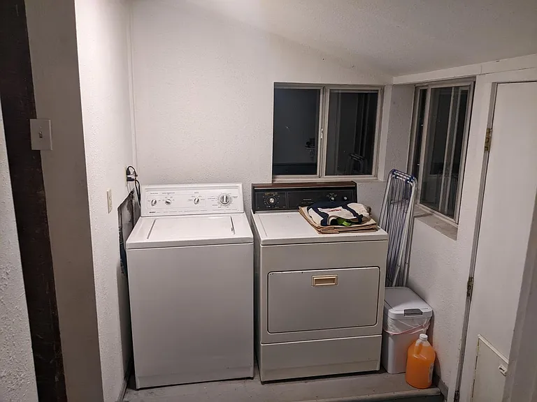 835 E 6th Ave #A — Photo 19