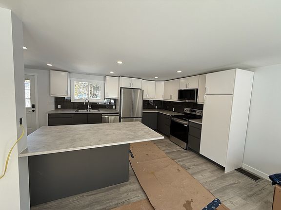 2nd image of 55 Lazy Nol Ct