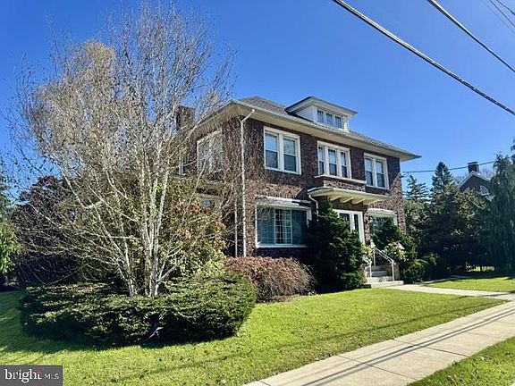4th image of 77 N Center St