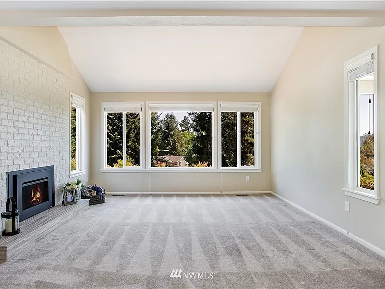 17531 NE 88th Pl — Photo 5