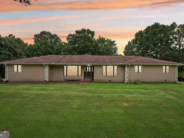 642 Lester Rd, Fayetteville, GA 30215