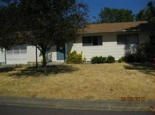 885 Cambridge St, Ashland, OR
