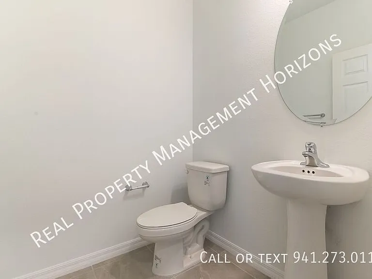 1929 Transom Ln — Photo 5