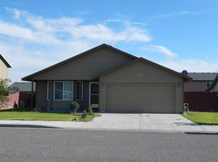 8216 Lopez Dr, Pasco, WA