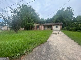 113 Scarborough Rd, Centerville, GA 31028