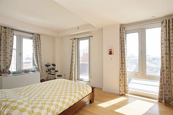 Rented by Corcoran | media 21