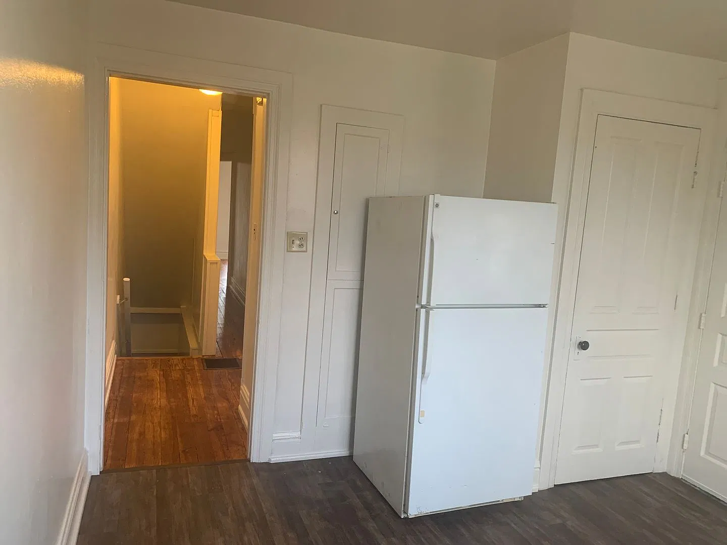 3 Bedroom 1 Bath West End of York City — Photo 4