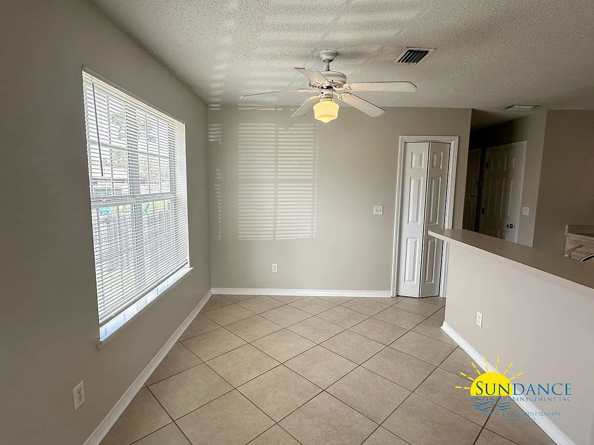 Building Photo - 8134 Tavira St