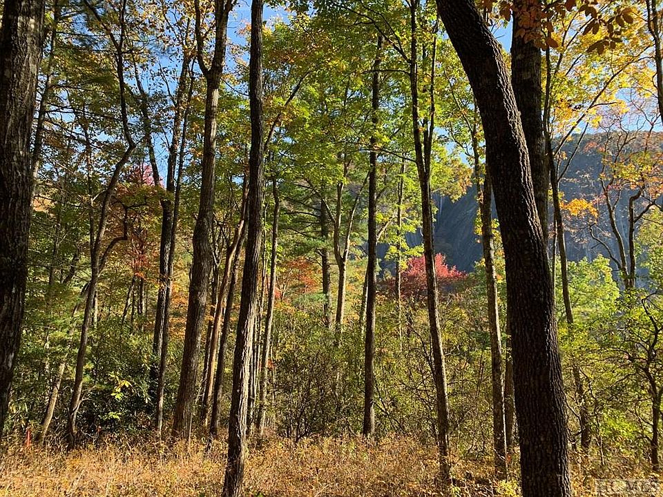 2nd image of 152 Lonesome Valley Rd