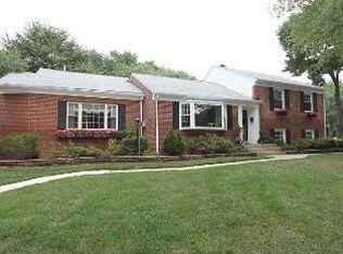 901 Nelson St, Rockville, MD 20850