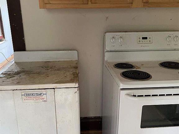 5th image of 51 Holtzclaw St