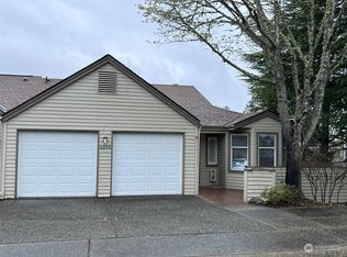 4225 Providence Point Dr SE #2096, Issaquah, WA 98029