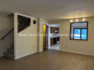 15 Burleigh Rd APT 4, Bangor, ME 04401