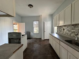 96 Brown Pl #1E, Jersey City, NJ 07305