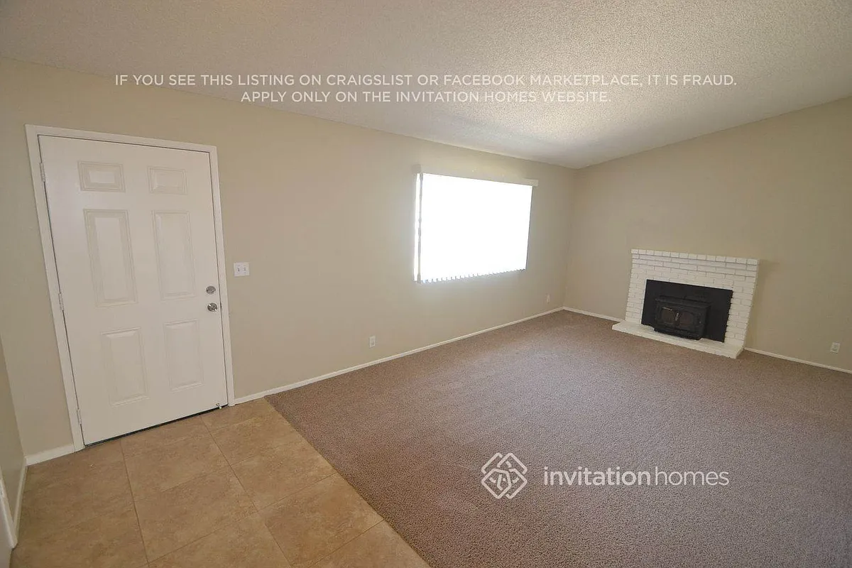 Building Photo - 519 Coot Ln