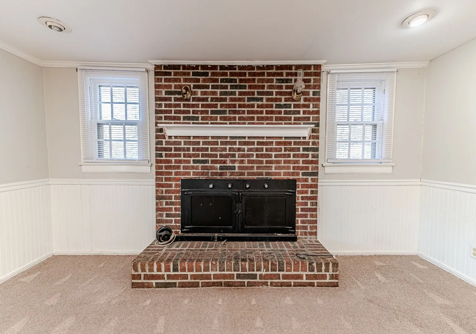 3224 Hawkins Ave. — Photo 4