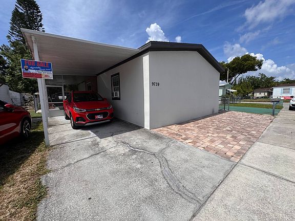 2nd image of 9739 Elm Way