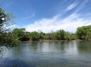 190 River Ln, Delano, TN 37325