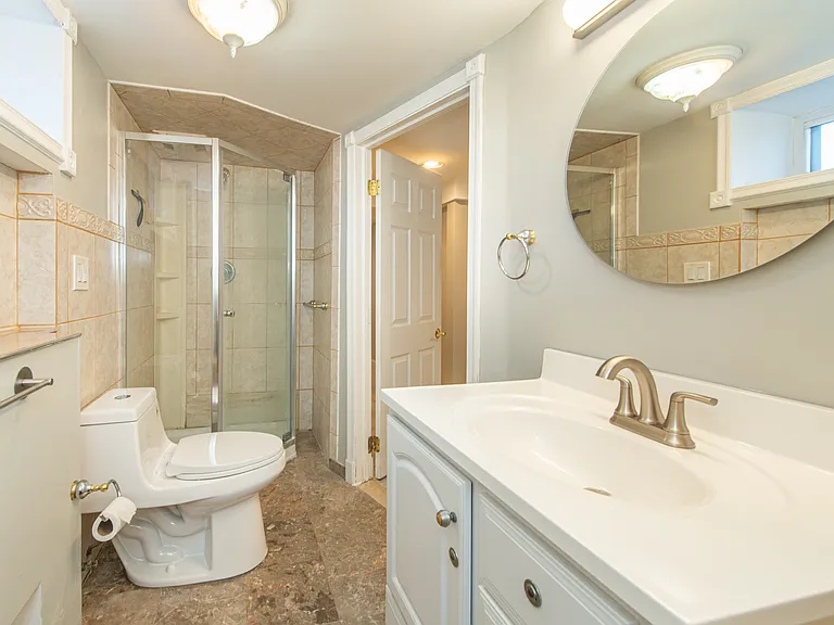 181 Ridge Ave #1 — Photo 9