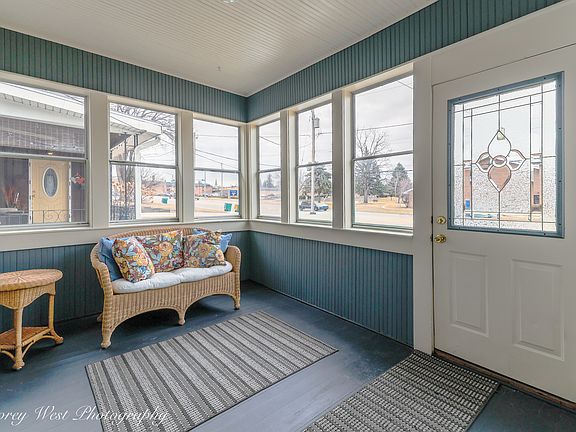 3rd image of 533 W State St