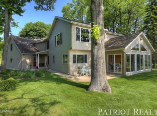 5984 S Pear Ave, Newaygo, MI 49337