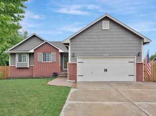 2521 E Charleston Dr, Wichita, KS 67219