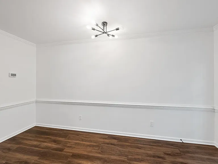 3749 Yorktown Pl — Photo 5