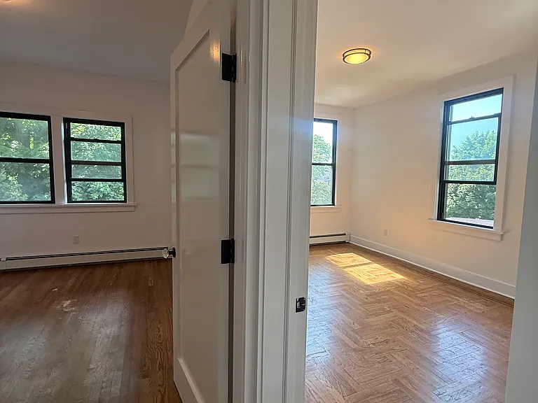 40 Sterling Ave #1 — Photo 18