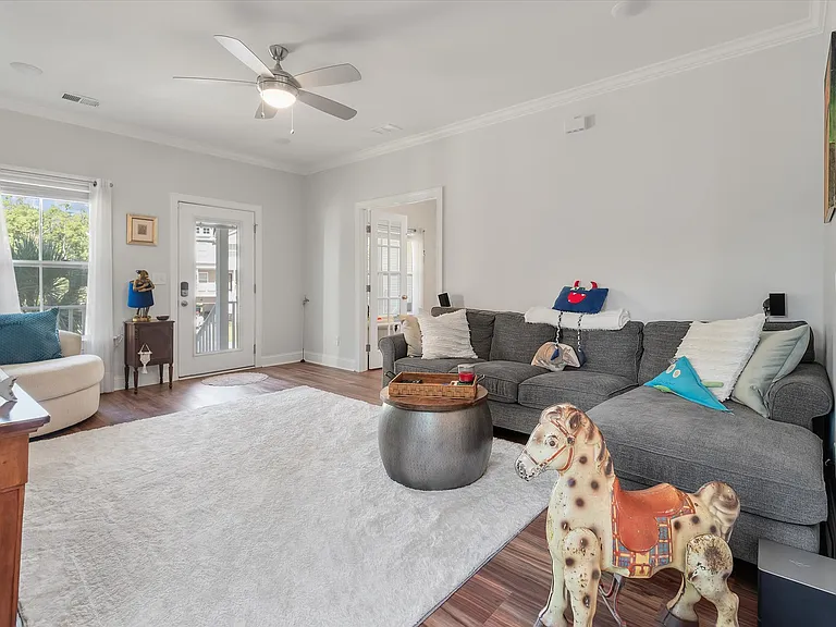 1420 Widows Ct — Photo 8